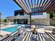 Prodaja, kuća, 330m², Masline, Podgorica - image 1