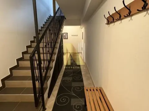 Prodaja, trosoban stan, 42m², Kopaonik, Srbija - image 8