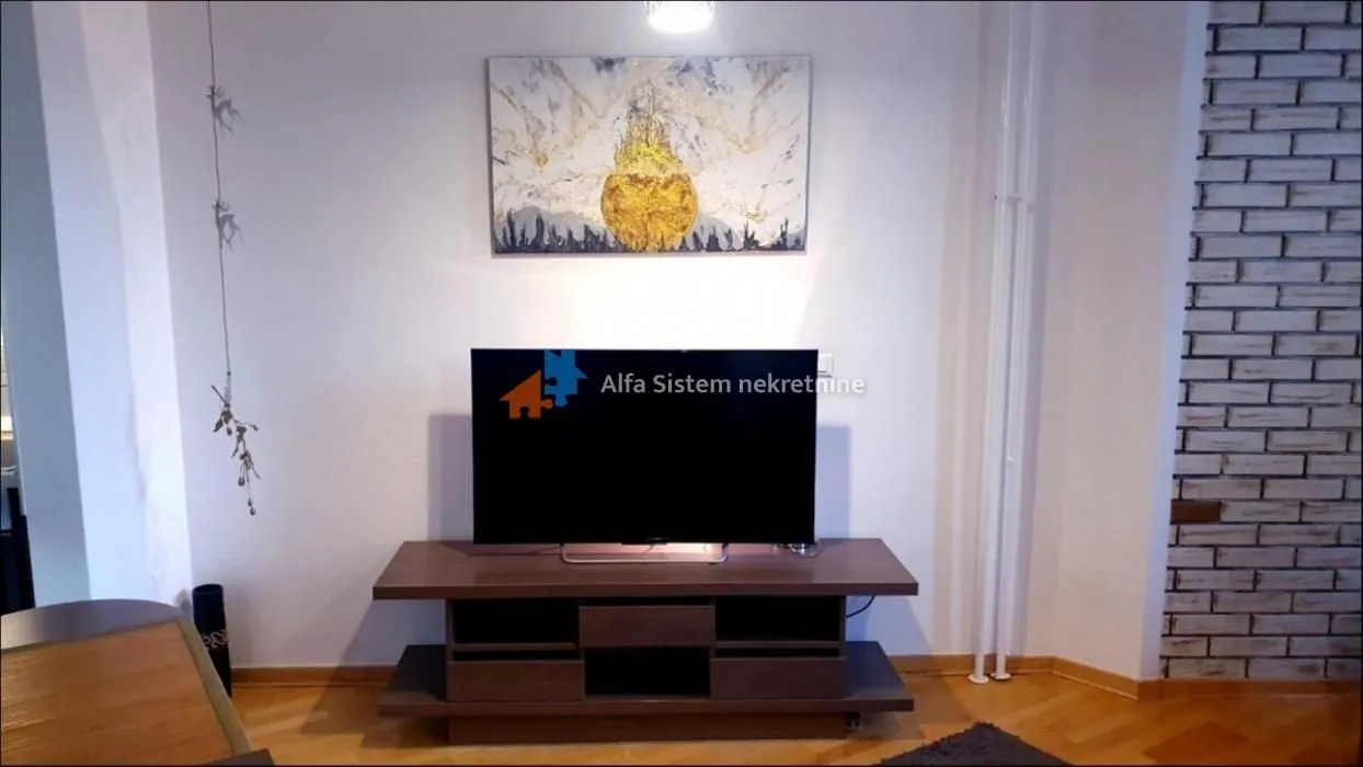Rent, two bedroom apartment, 50m², Stari Grad, Beograd