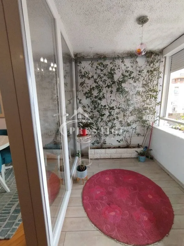 Rent, three bedroom apartment, 100m², Blok 5, Podgorica