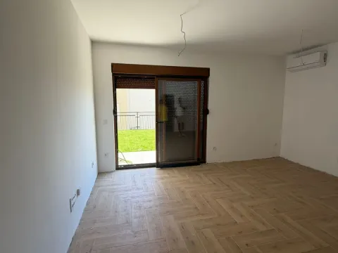 Prodaja, dvosoban stan, 68m², Kava, Tivat - image 4