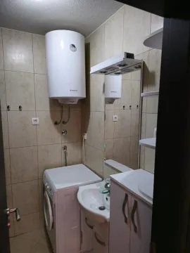 Rent, one bedroom apartment, 42m², Centar, Budva - image 2