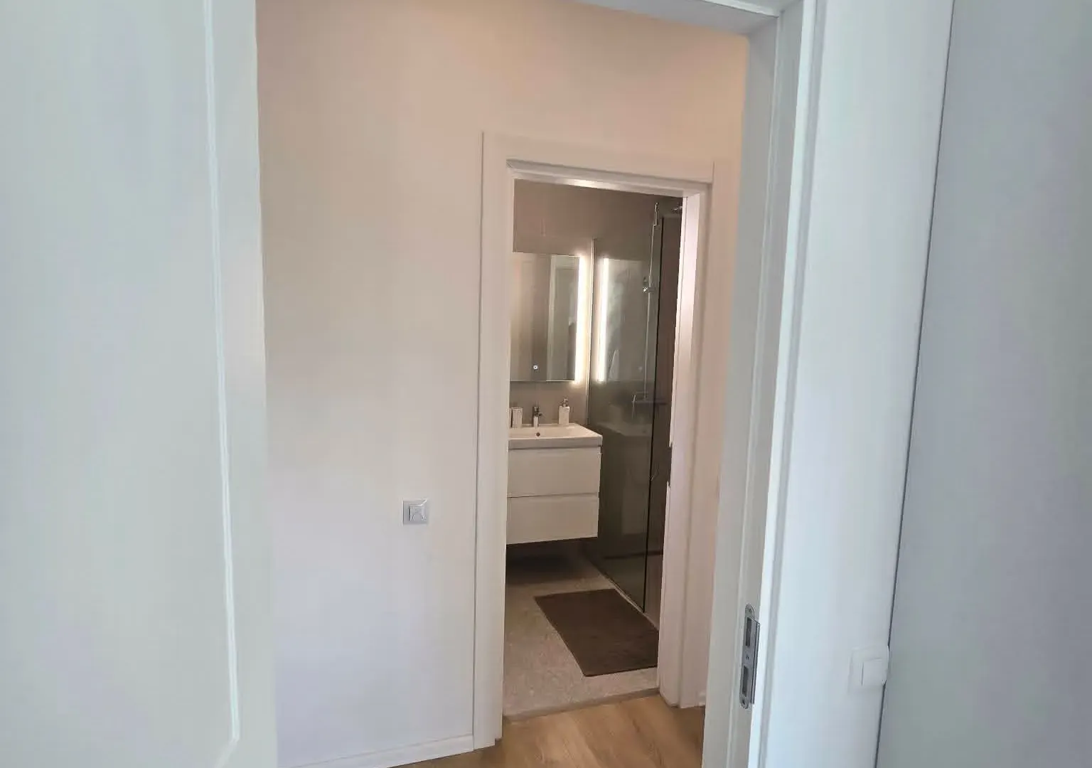 Prodaja, dvosoban stan, 76m², Kava, Tivat
