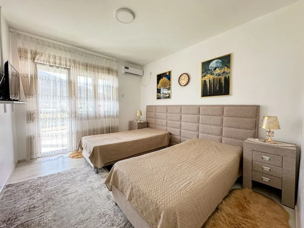 Izdavanje, kuća, 104m², Tološi, Podgorica
