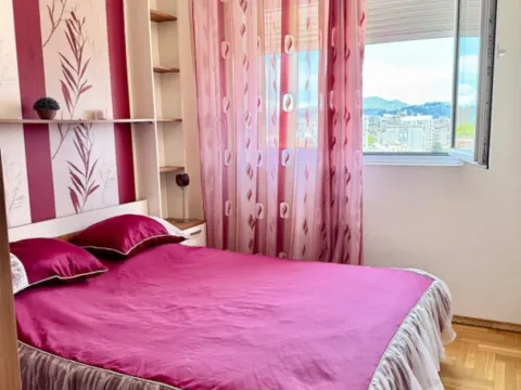 Daily-rent, one bedroom apartment, 55m², Centar, Bar - image 3