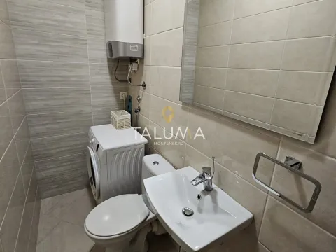 Rent, two bedroom apartment, 90m², Preko Morače, Podgorica - image 11