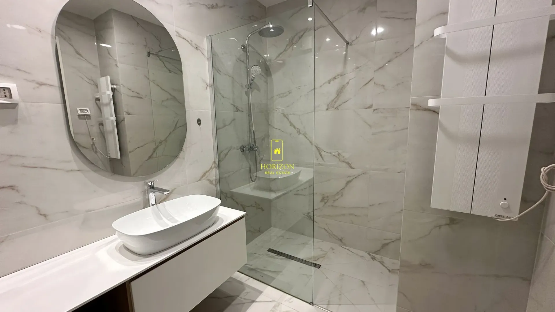 Prodaja, jednosoban stan, 63m², Kod Capital Plaze, Podgorica