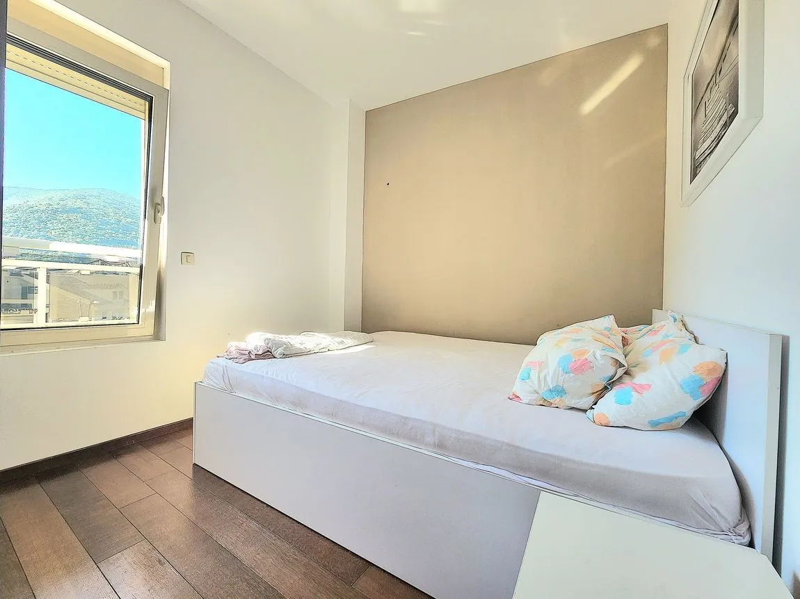Rent, one bedroom apartment, 53m², Centar, Budva