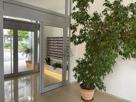 Rent, two bedroom apartment, 60m², Novi Beograd Sve Podlokacije, Beograd - image 9