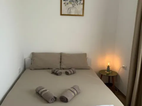 Izdavanje, jednosoban stan, 32m², Lastva Grbaljska, Kotor - image 6