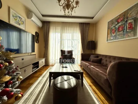 Izdavanje, dvosoban stan, 63m², Stari Aerodrom, Podgorica