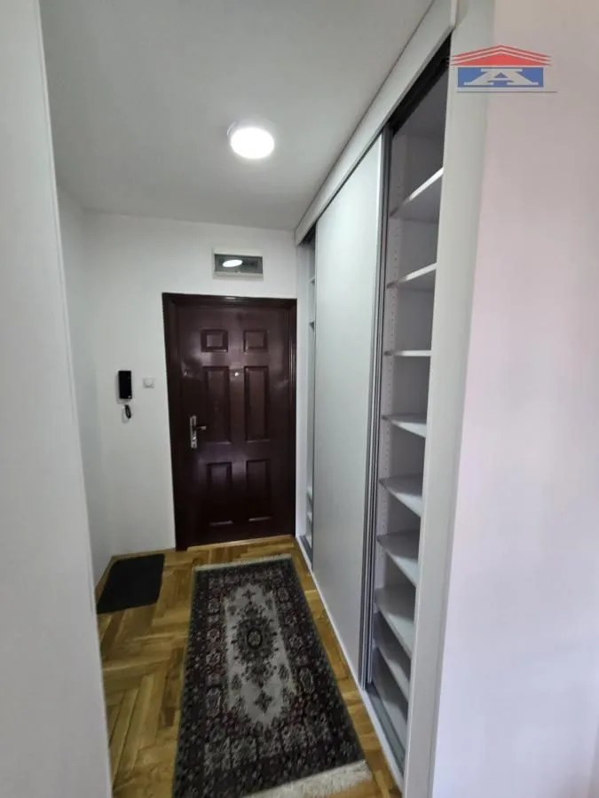 Izdavanje, garsonjera, 25m², Telep, Novi Sad Sve Podlokacije