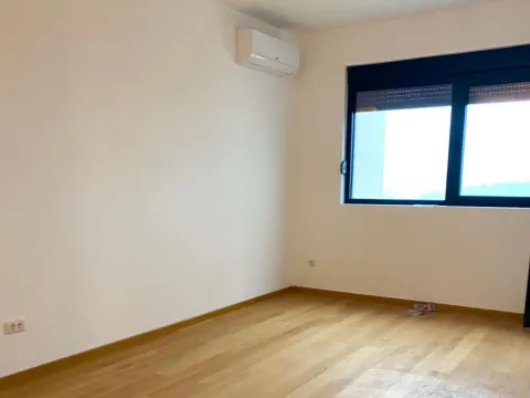 Prodaja, jednosoban stan, 42m², Bečići, Budva - image 3