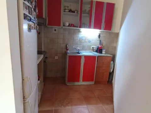 Sale, one bedroom apartment, 40m², Stari Aerodrom, Podgorica - image 4