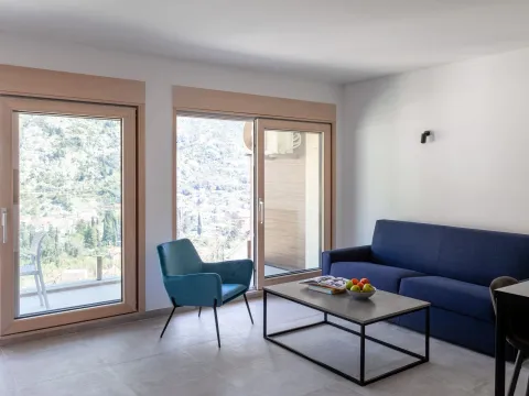 Sale, three bedroom apartment, 73m², Kotor, Crna Gora - image 10