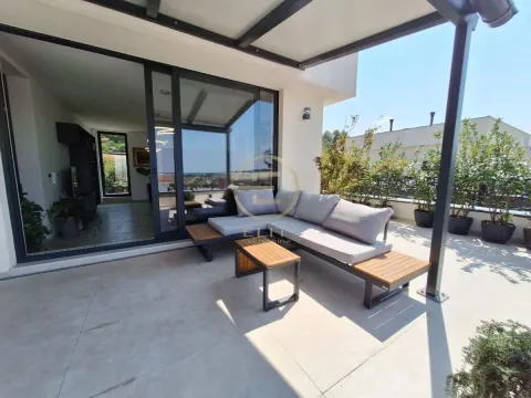 Prodaja, stan, 145m², Sremska Kamenica, Petrovaradin - image 8