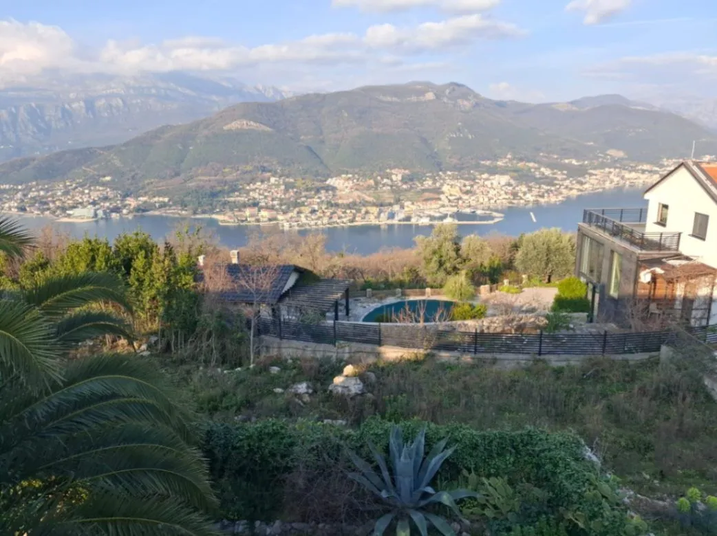 Prodaja, kuća, 130m², Krašići, Tivat