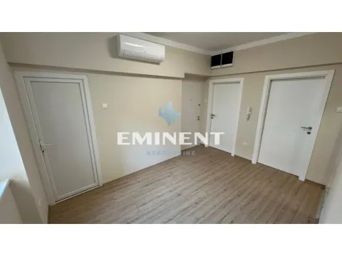 Izdavanje, dvosoban stan, 45m², Vračar Sve Podlokacije, Beograd - image 8