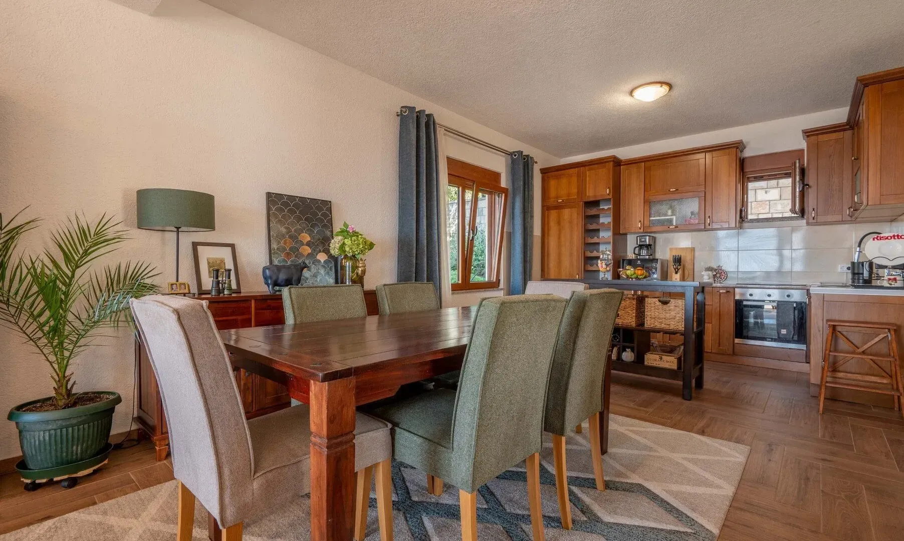 Sale, house, 500m², Šušanj, Bar