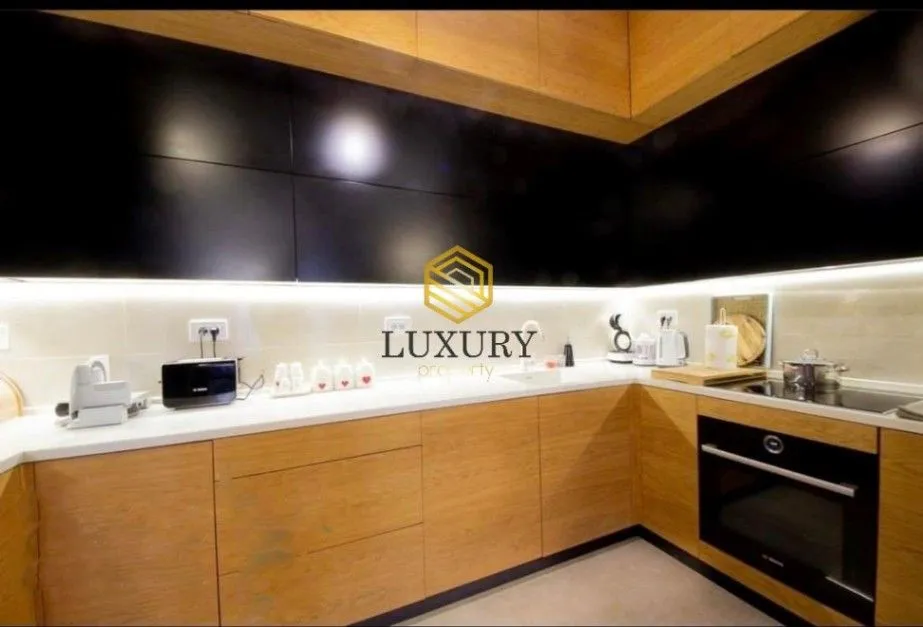 Izdavanje, stan, 96m², Pod Goricom, Podgorica
