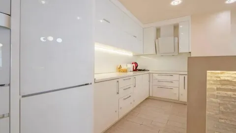 Prodaja, dvosoban stan, 80m², Rozino, Budva - image 14