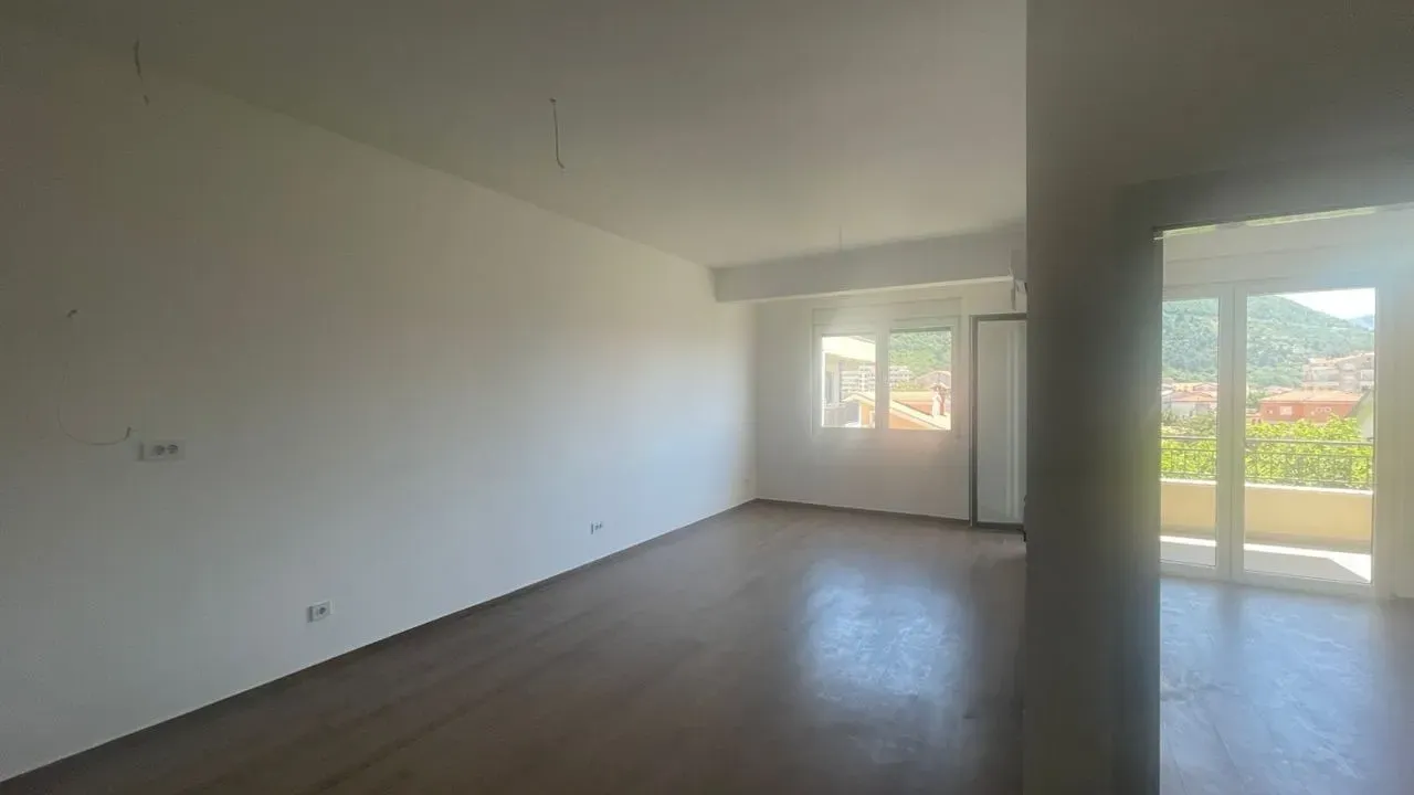Sale, one bedroom apartment, 46m², Podmaine, Budva