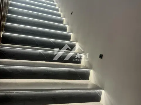 Izdavanje, kuća, 250m², Novi Banovci, Stara Pazova - image 6