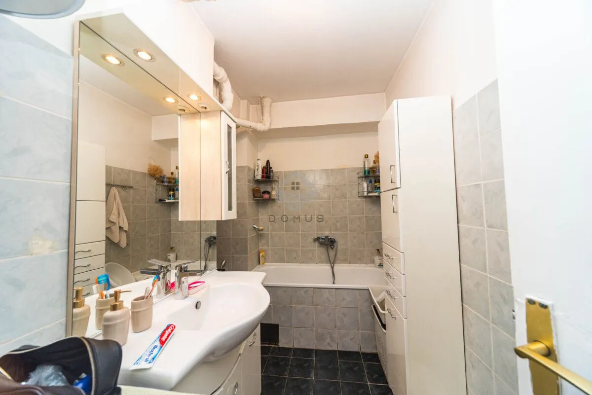 Prodaja, trosoban stan, 120m², Centar, Podgorica