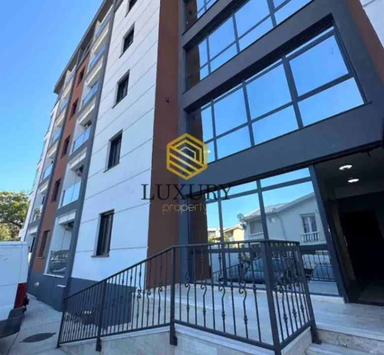 Prodaja, dvosoban stan, 51m², Kod Big Fashion-a, Podgorica