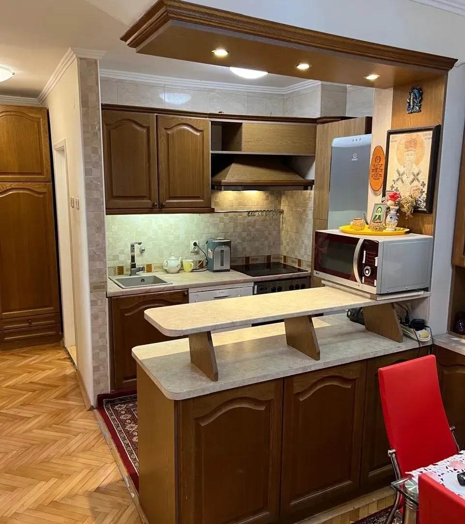 Prodaja, trosoban stan, 114m², Adok, Budva