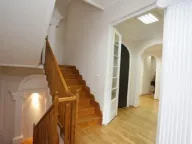 Izdavanje, kuća, 550m², Autokomanda, Voždovac Sve Podlokacije - image 10