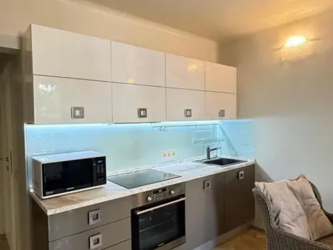 Sale, four bedroom apartment, 79m², Velji Vinogradi, Budva - image 2