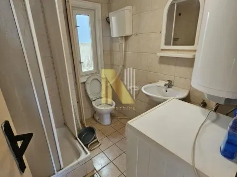 Izdavanje, jednosoban stan, 30m², Centar, Novi Sad - image 8