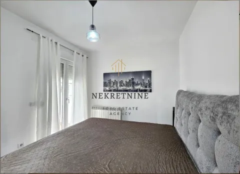 Prodaja, dvosoban stan, 76m², Centar, Bar - image 4