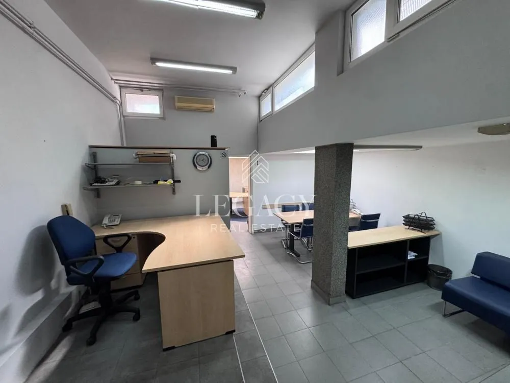 Rent, office space, 64m², Južni Bulevar, Vračar Sve Podlokacije