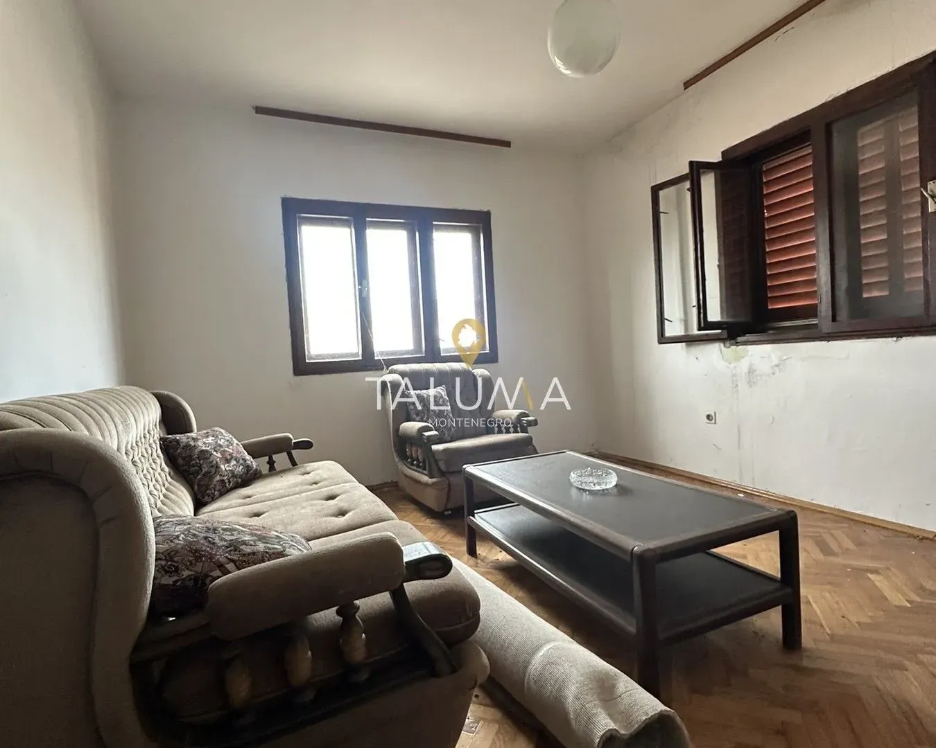Prodaja, kuća, 195m², Cetinje, Crna Gora