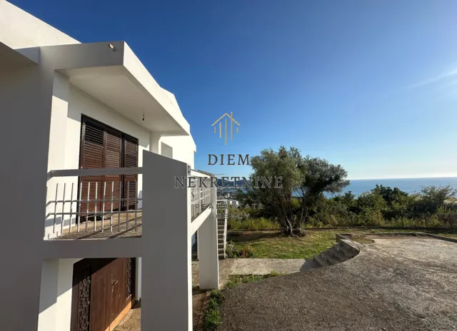 Sale, house, 270m², Šušanj, Bar