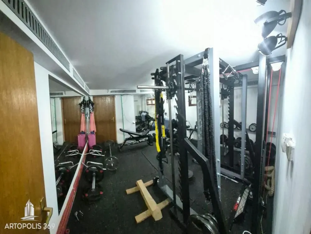Prodaja, kuća, 271m², Banjica, Voždovac Sve Podlokacije