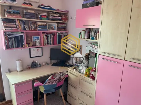 Izdavanje, trosoban stan, 130m², Stari Aerodrom, Podgorica - image 13