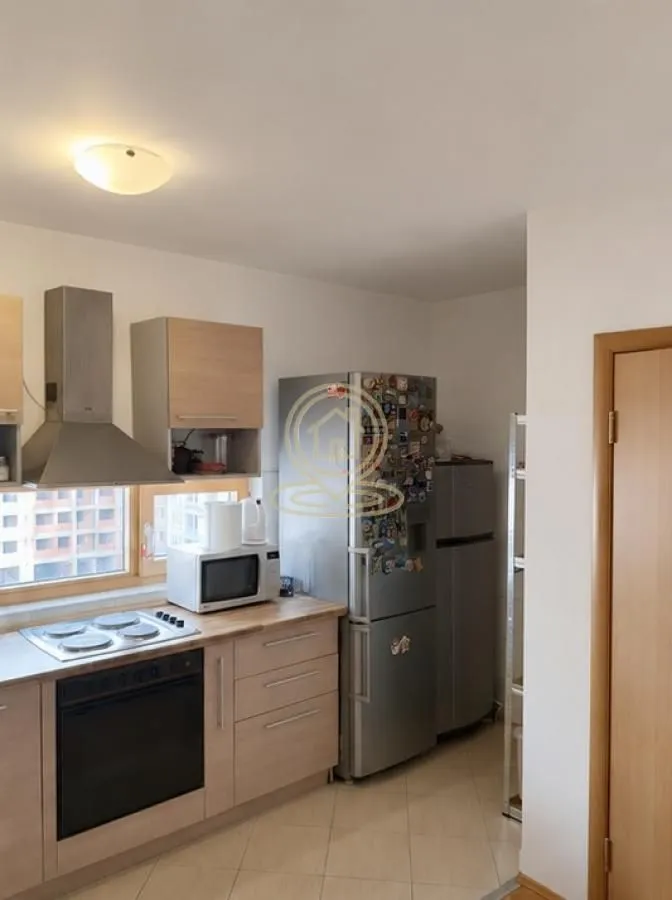 Prodaja, trosoban stan, 79m², Medijana, Niš
