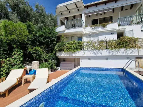 Rent, house, 250m², Sveti Stefan, Budva - image 7