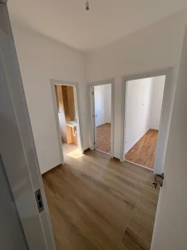 Prodaja, dvosoban stan, 64m², Tološi, Podgorica - image 4
