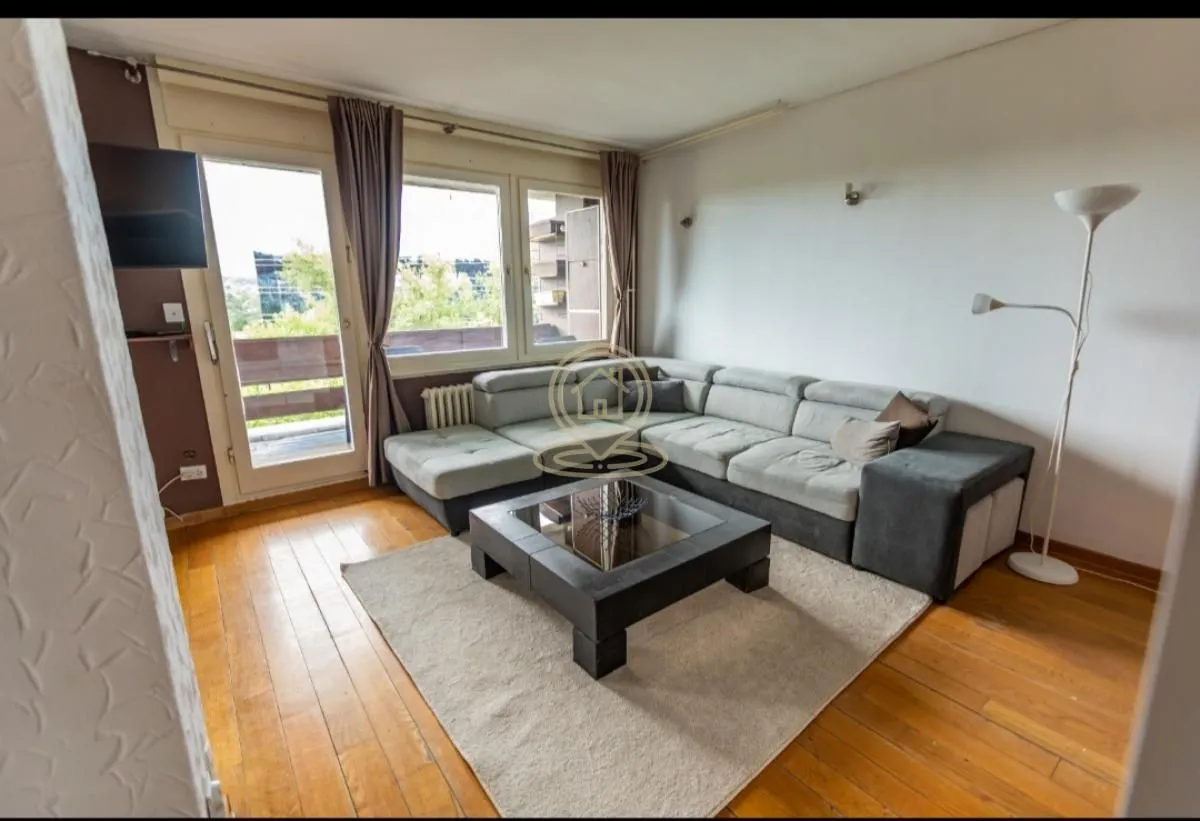 Izdavanje, četvorosoban stan, 90m², Novi Beograd Blok 19, Novi Beograd Sve Podlokacije