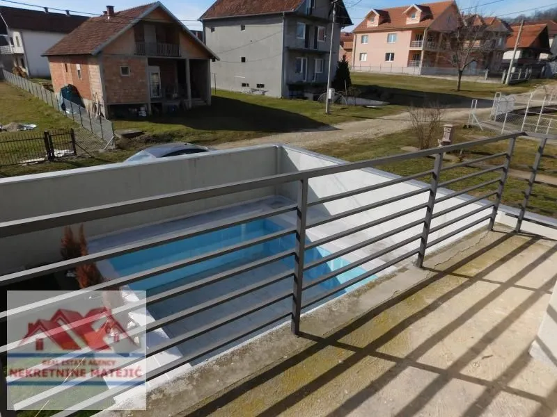 Prodaja, kuća, 250m², Ćava, Kragujevac