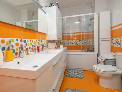 Sale, three bedroom apartment, 136m², Centar, Podgorica - image 10