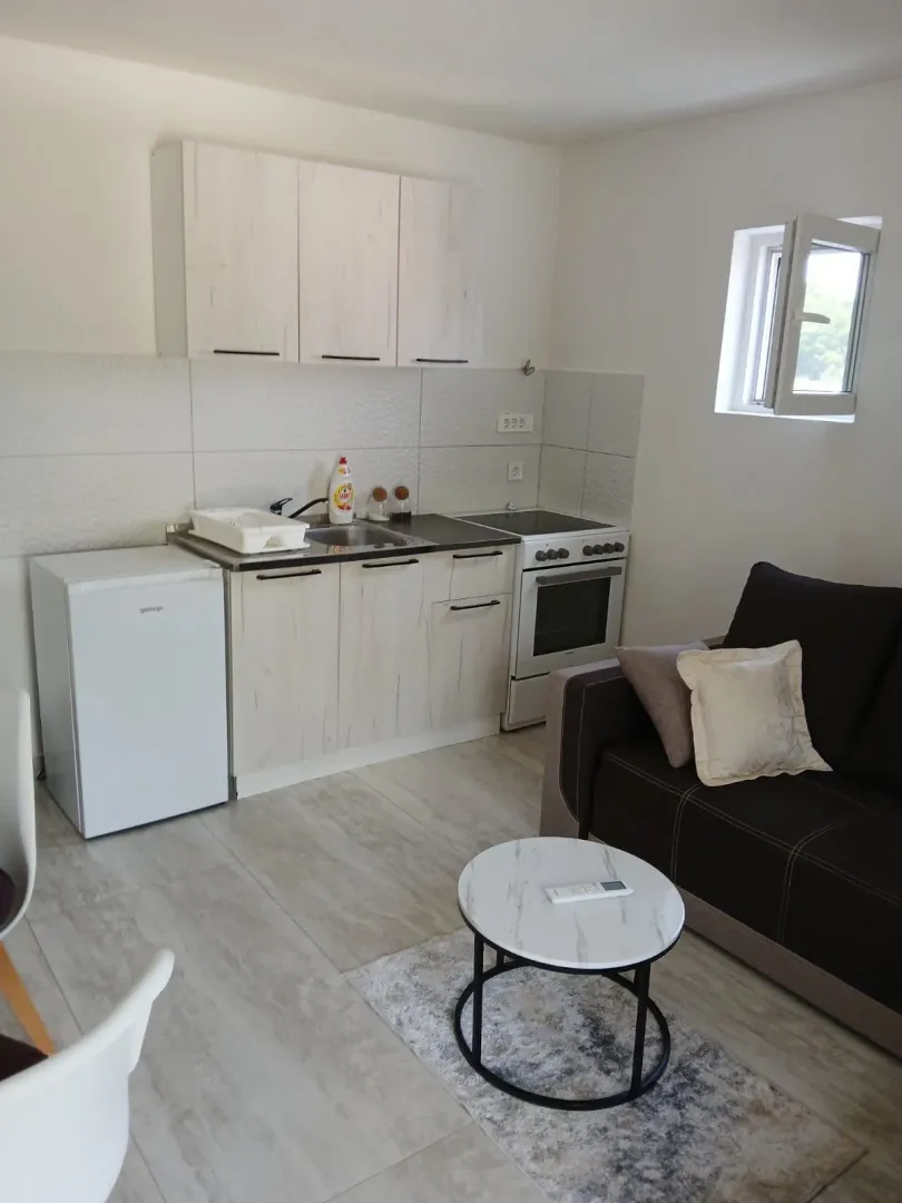 Rent, one bedroom apartment, 36m², Radanovići, Kotor
