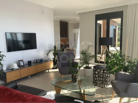 Rent, three bedroom apartment, 130m², Gornja Lastva, Tivat - image 2