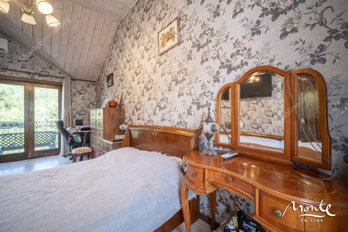 Prodaja, kuća, 130m², Tivat, Crna Gora