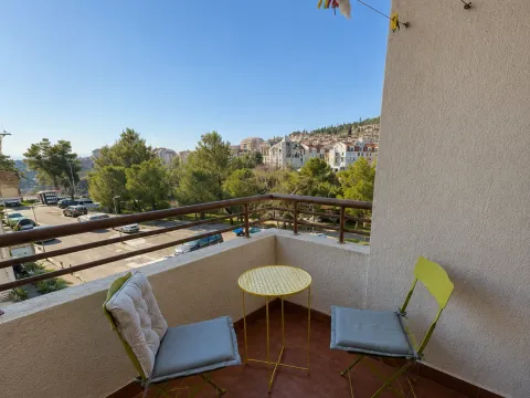 Rent, one bedroom apartment, 90m², City Kej, Podgorica - image 5