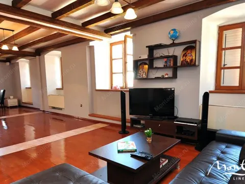 Prodaja, kuća, 327m², Stoliv, Kotor - image 19